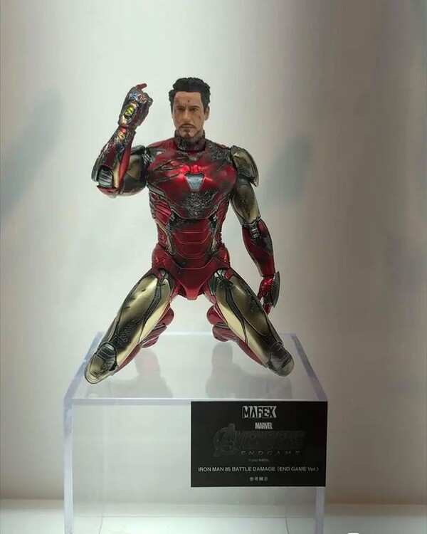 Iron Man Mark 85, Tony Stark (Battle Damage, Endgame), Avengers: Endgame, Medicom Toy, Action/Dolls